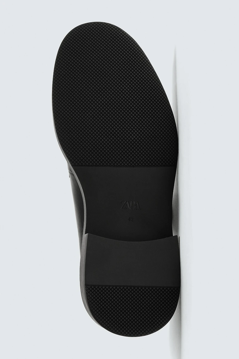 LEATHER DRESS SHOES