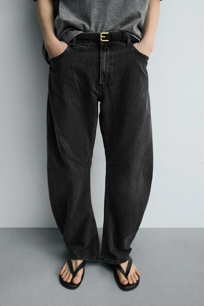 RELAXED BARREL FIT JEANS