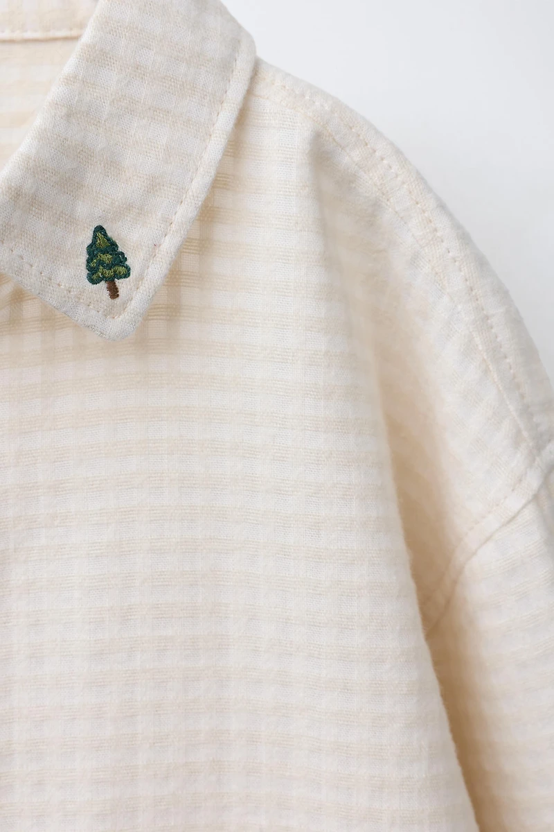 EMBROIDERED TREE TEXTURED SHIRT