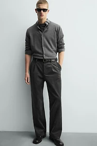 PANTALON EN VELOURS CÔTELÉ À PLIS