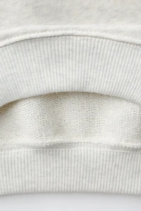 EMBROIDERED © DISNEY PIXAR SWEATSHIRT