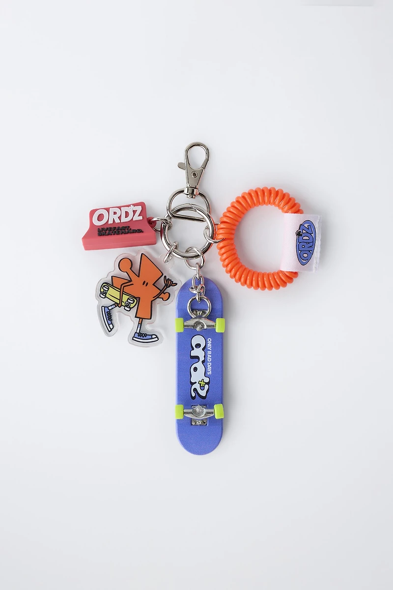 PORTE-CLÉS PENDENTIFS
