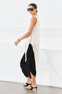 DOUBLE EFFECT FLOWY TOP