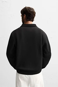 BASIC QUARTER-ZIP SWEATSHIRT