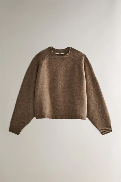 CASHMERE SWEATER