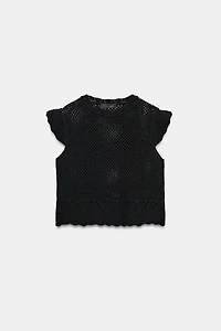 OPEN-KNIT TOP