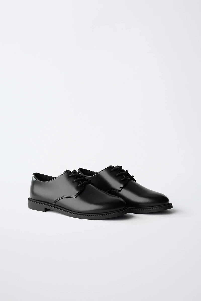 CLASSIC DERBY SHOES