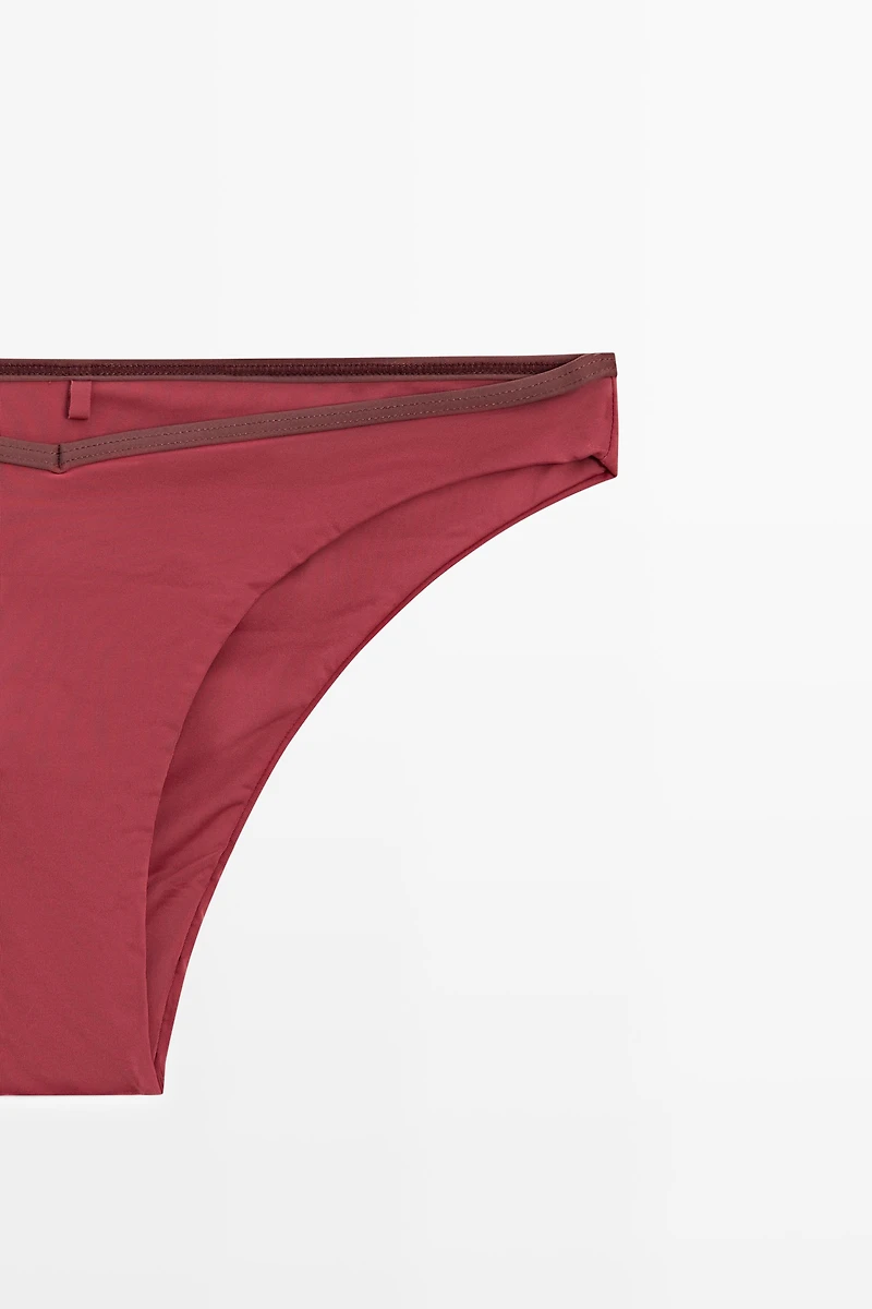 Contrast bikini bottoms