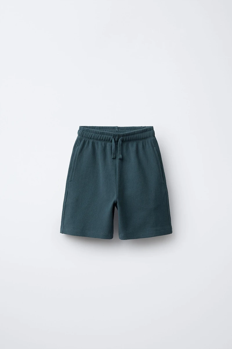 T-SHIRT AND BERMUDA OTTOMAN LABEL SET