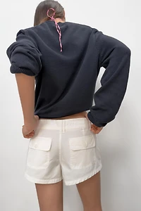 SHORT À POCHES ET CORDONS