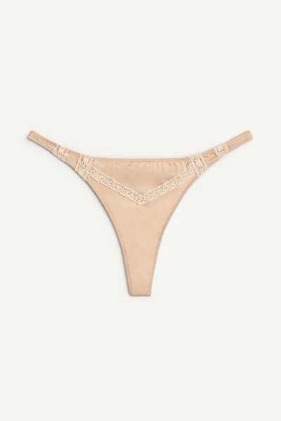 TANGA EN SOIE ET DENTELLE