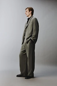 RELAXED FIT SUIT PANTS
