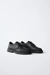CHAUSSURES D'ÉCOLIER EN CUIR
