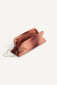 POCHETTE EN CUIR EFFET RELIEF ÉDITION LIMITÉE