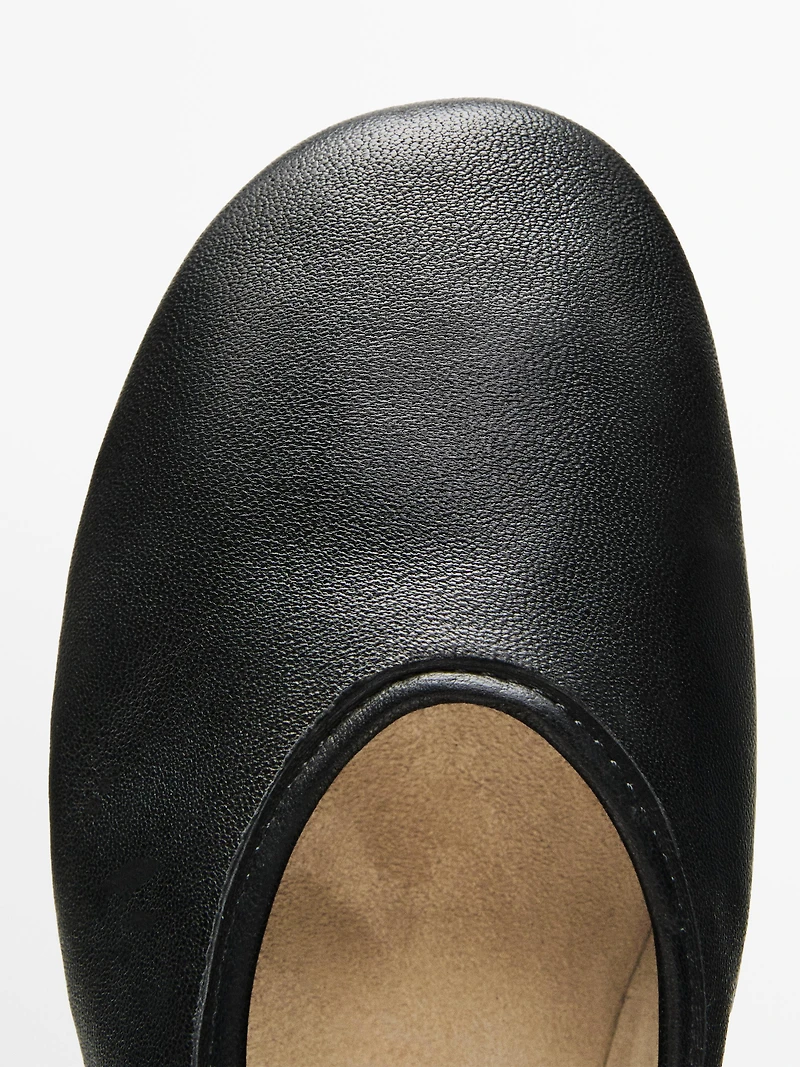 Soft leather ballerinas