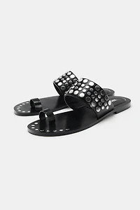 FLAT LEATHER SANDALS WITH STUDS