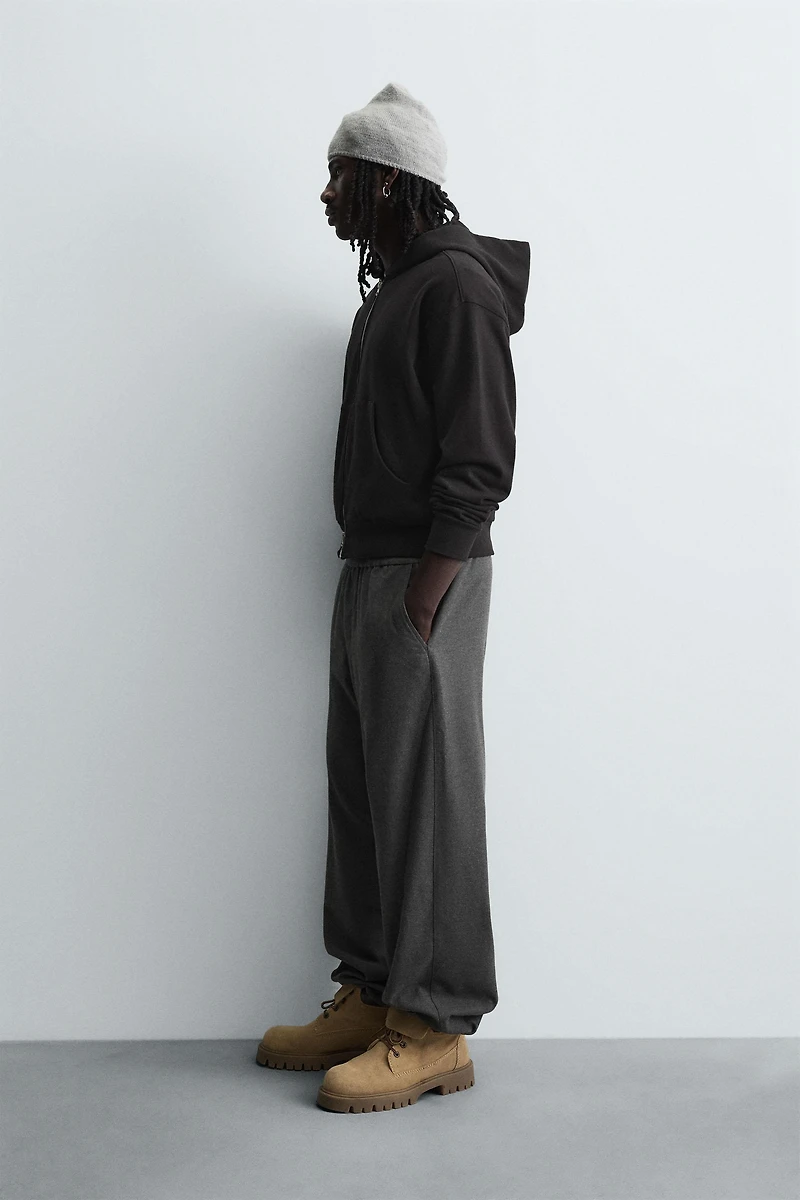 RELAXED FIT TEXTURED PANTS