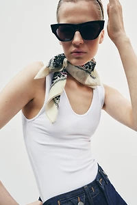 EMBROIDERED SEAM PRINTED BANDANA