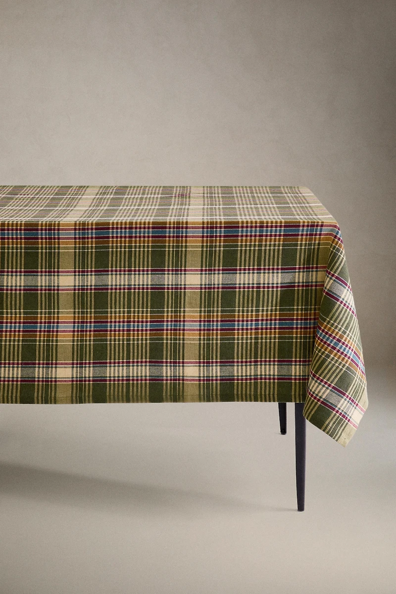 DYED THREAD CHECK TABLECLOTH