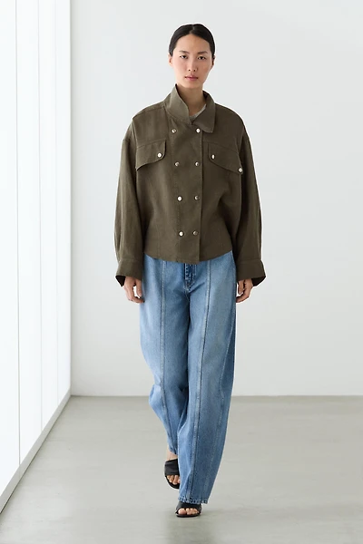 100% linen shirt with snap button detail