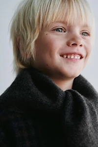 100% CASHMERE TRIANGULAR SCARF