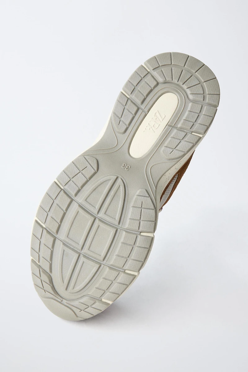 MESH SNEAKERS