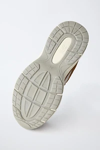 MESH SNEAKERS