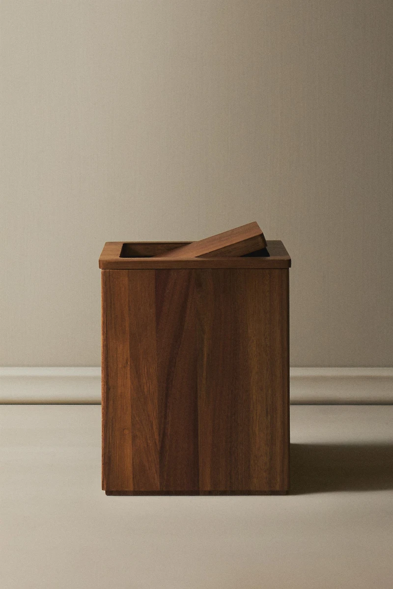 SQUARE WOODEN BATHROOM TRASH CAN
