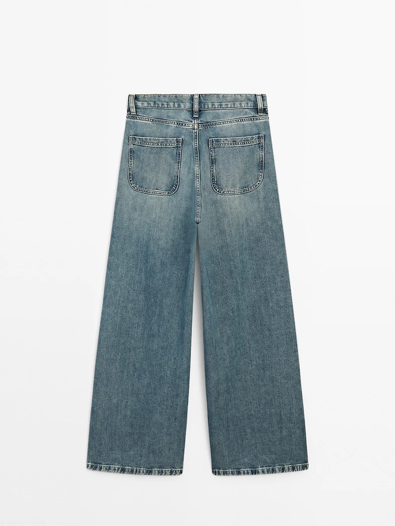 High-waist wide-leg jeans