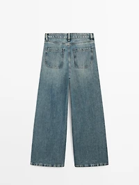 High-waist wide-leg jeans