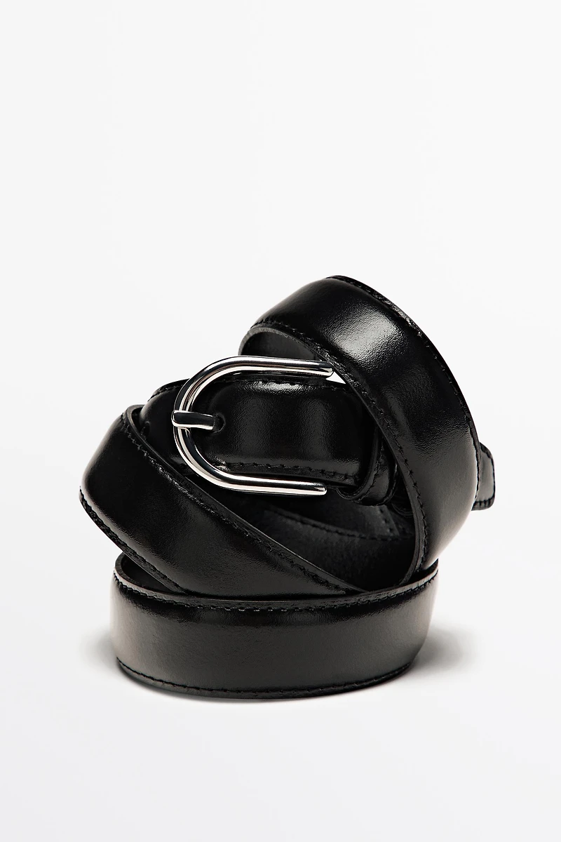 Nappa leather belt with topstitching and oval buckle
