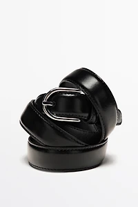 Nappa leather belt with topstitching and oval buckle