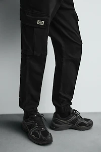 SLIM FIT CARGO PANTS