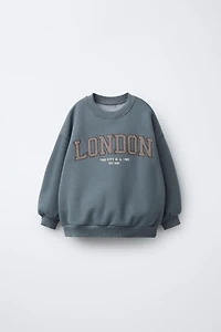 PATCH TEXT SWEATSHIRT