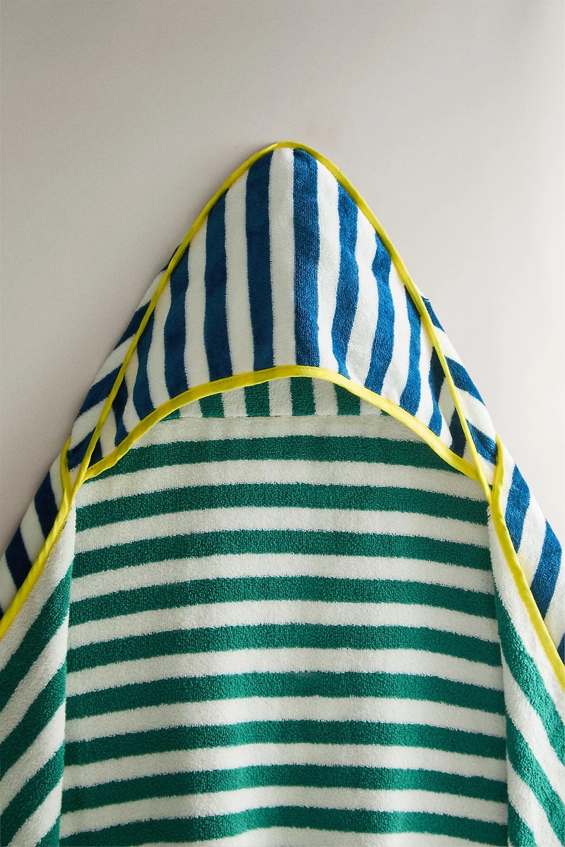 HOODED BABY TOWEL X THE ANIMALS OBSERVATORY