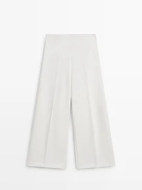 Wide-leg voluminous trousers