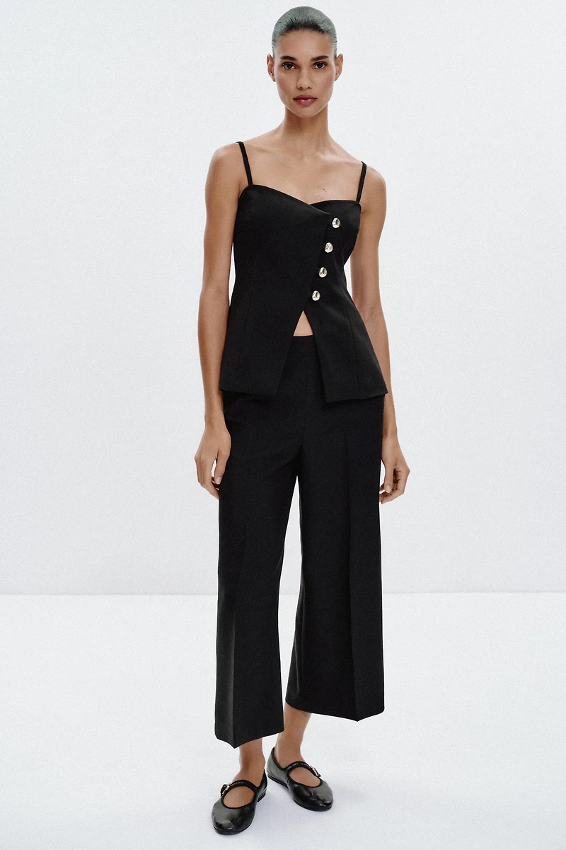 BUTTON TOP