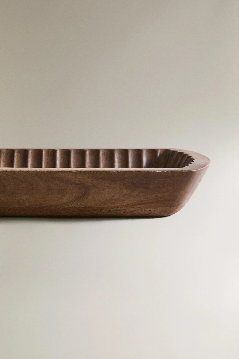 DECORATIVE WOODEN TRAY