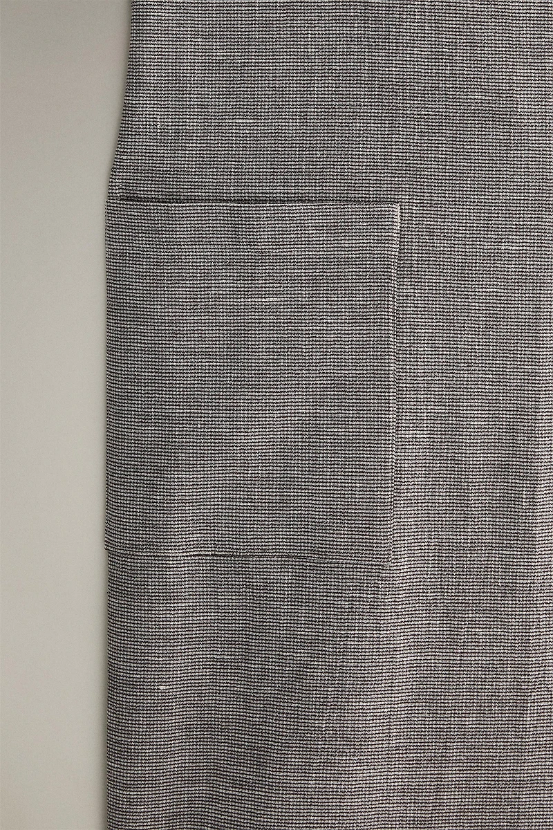 LINEN APRON