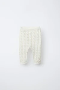 PANTALON EN MAILLE AJOURÉE