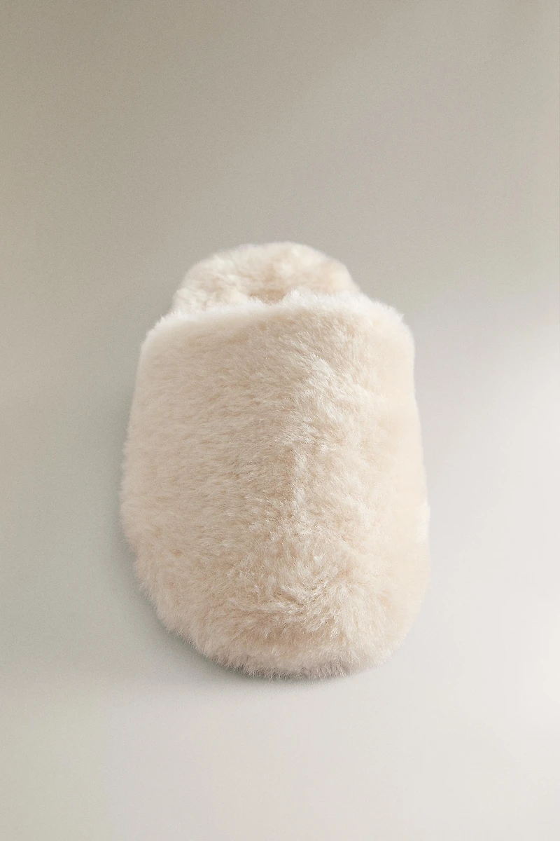 FAUX FUR MULE SLIPPERS