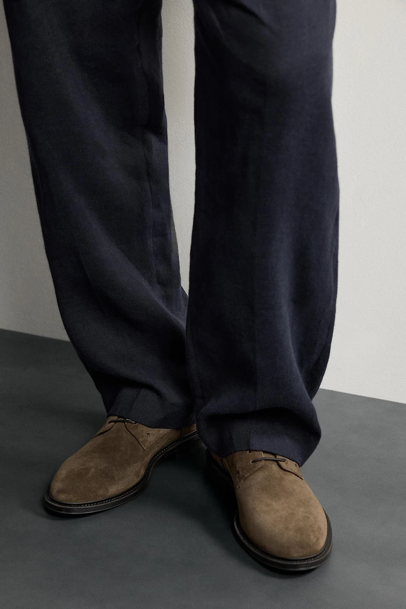 LEATHER SHOES