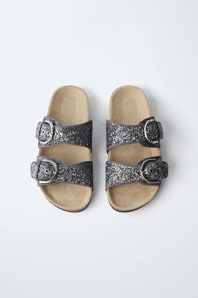 GLITTER BUCKLE SANDALS