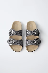 GLITTER BUCKLE SANDALS