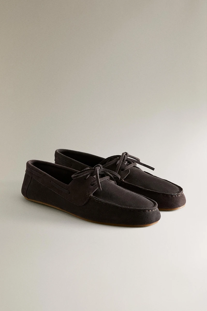 LEATHER LOAFERS