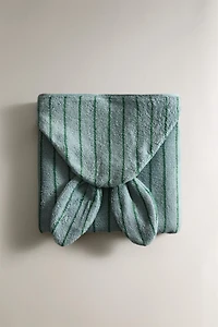 HOODED VELOUR STRIPED BATH TOWEL
