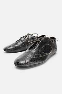 DISTRESSED LEATHER SHOES