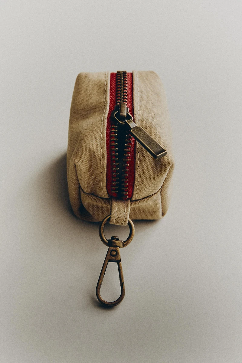 DISTRIBUTEUR SACS ANIMAUX DE COMPAGNIE