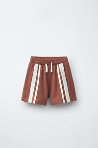 SIDE STRIPE SHORTS