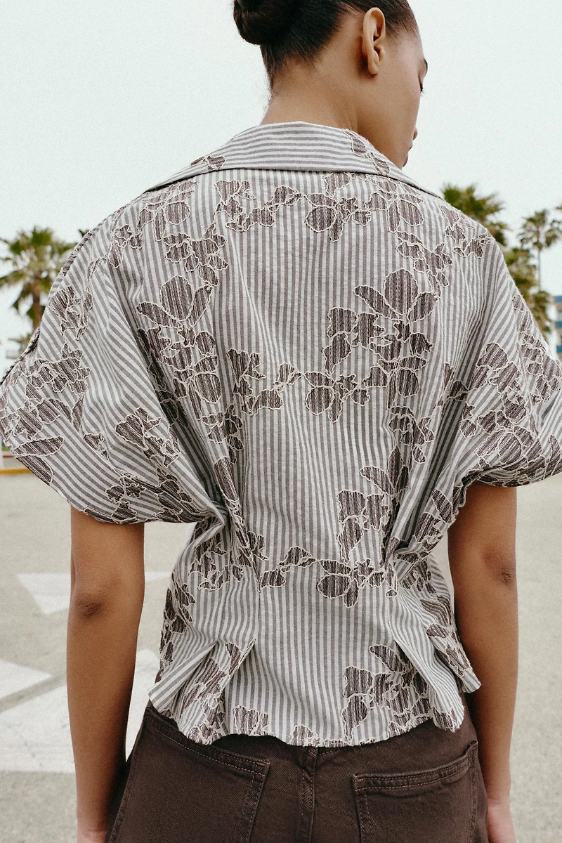 EMBROIDERED SEQUIN CROPPED SHIRT